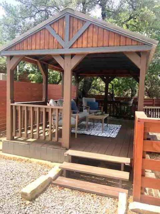 The Bison Cabin - The Cabins At Rim Rock Austin Esterno foto