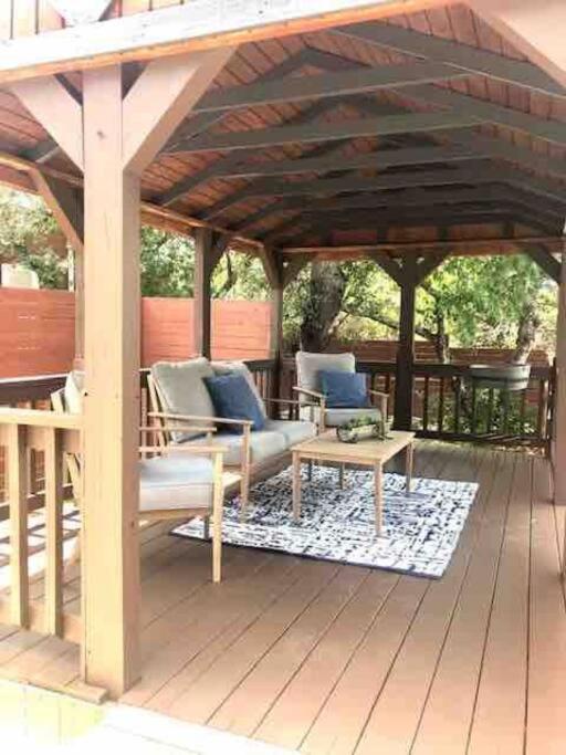 The Bison Cabin - The Cabins At Rim Rock Austin Esterno foto